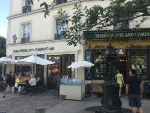 Shakespeare and Company Café